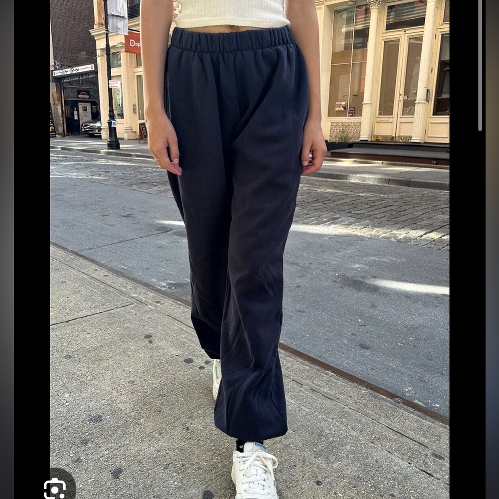 brandy melville rosa sweatpants navy john galt